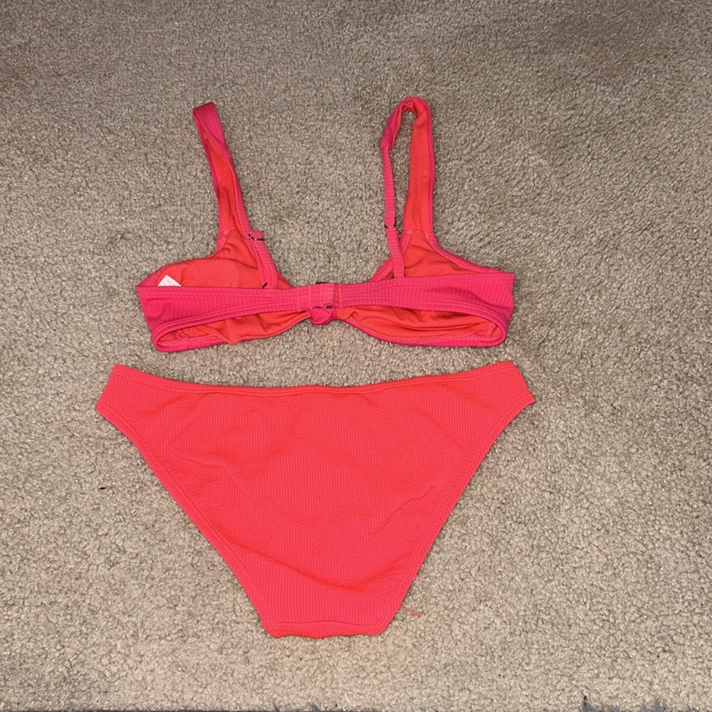 bikini - Picture 2 of 2